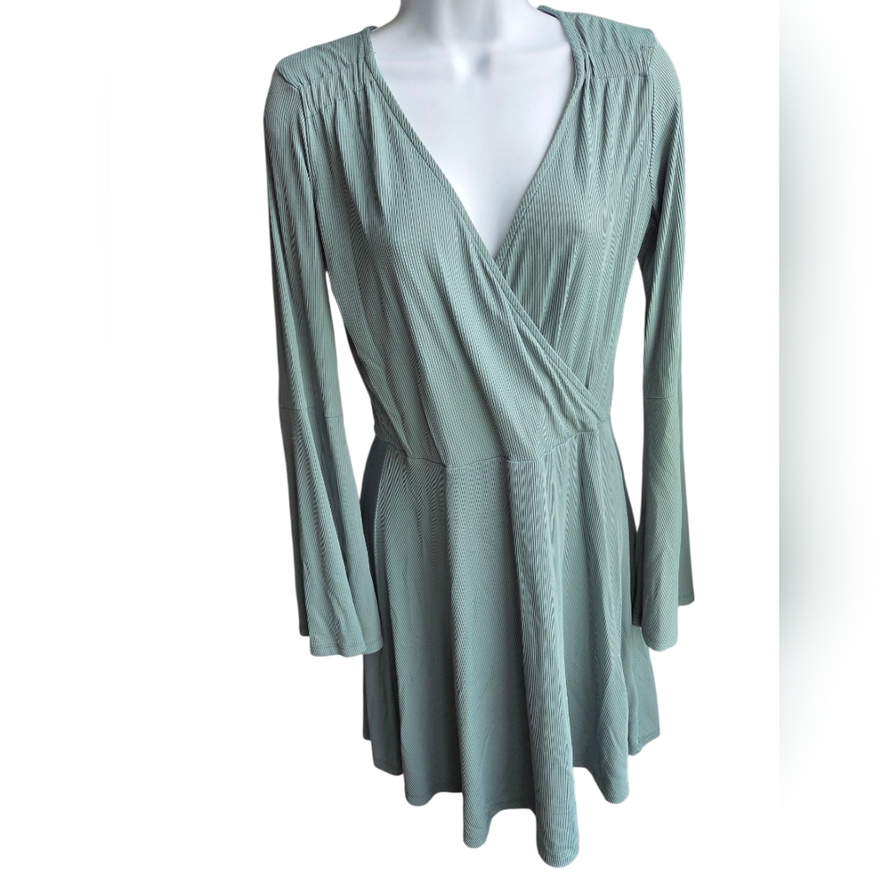 NWT Topshop Sage Green Ribbed Bell Long Sleeve Mini Paris Dress Size US 8